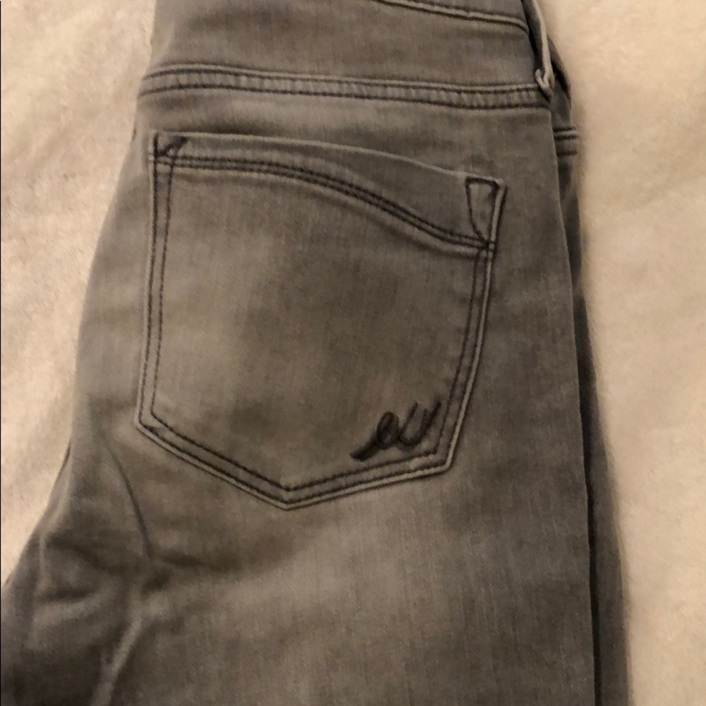 Express Jeans - Picture 3 of 3